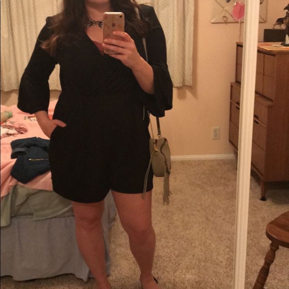New York & Co black romper, size XL. Only worn once!